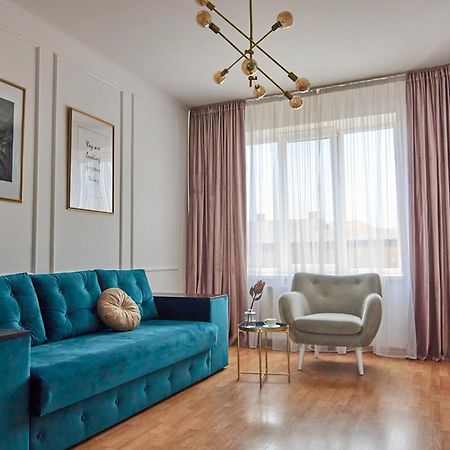 Lux Apartment Mukatsjeve Eksteriør bilde