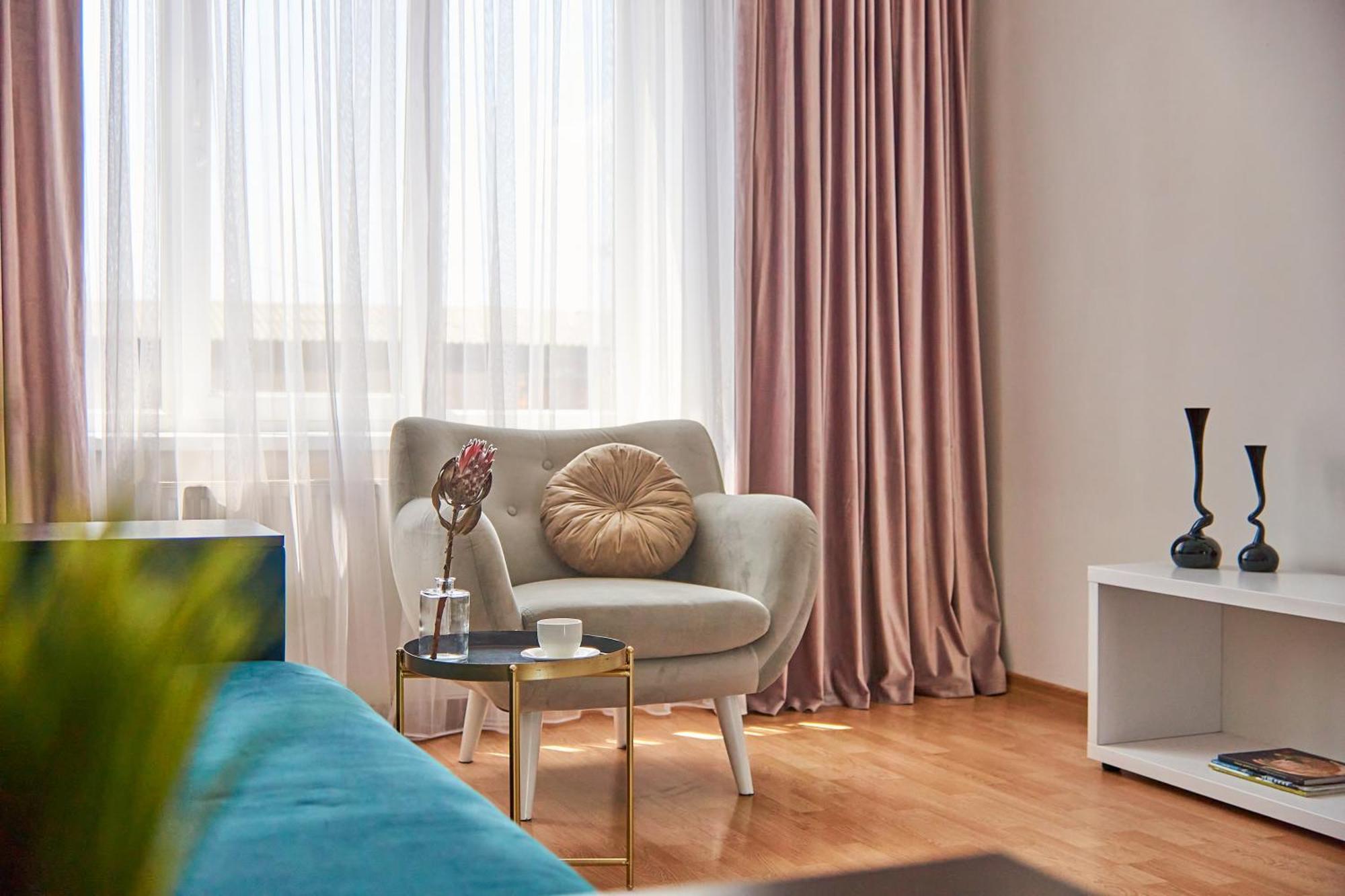 Lux Apartment Mukatsjeve Eksteriør bilde